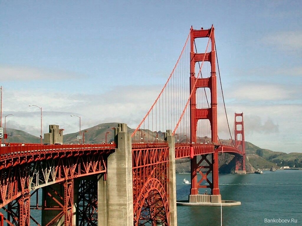 Где красненькая. 1937 — В Сан-Франциско торжественно открылся мост «золотые ворота».. Мост Сан Фиерро красный. Красный мост Аликанте. Монтевидео мост красный мост.
