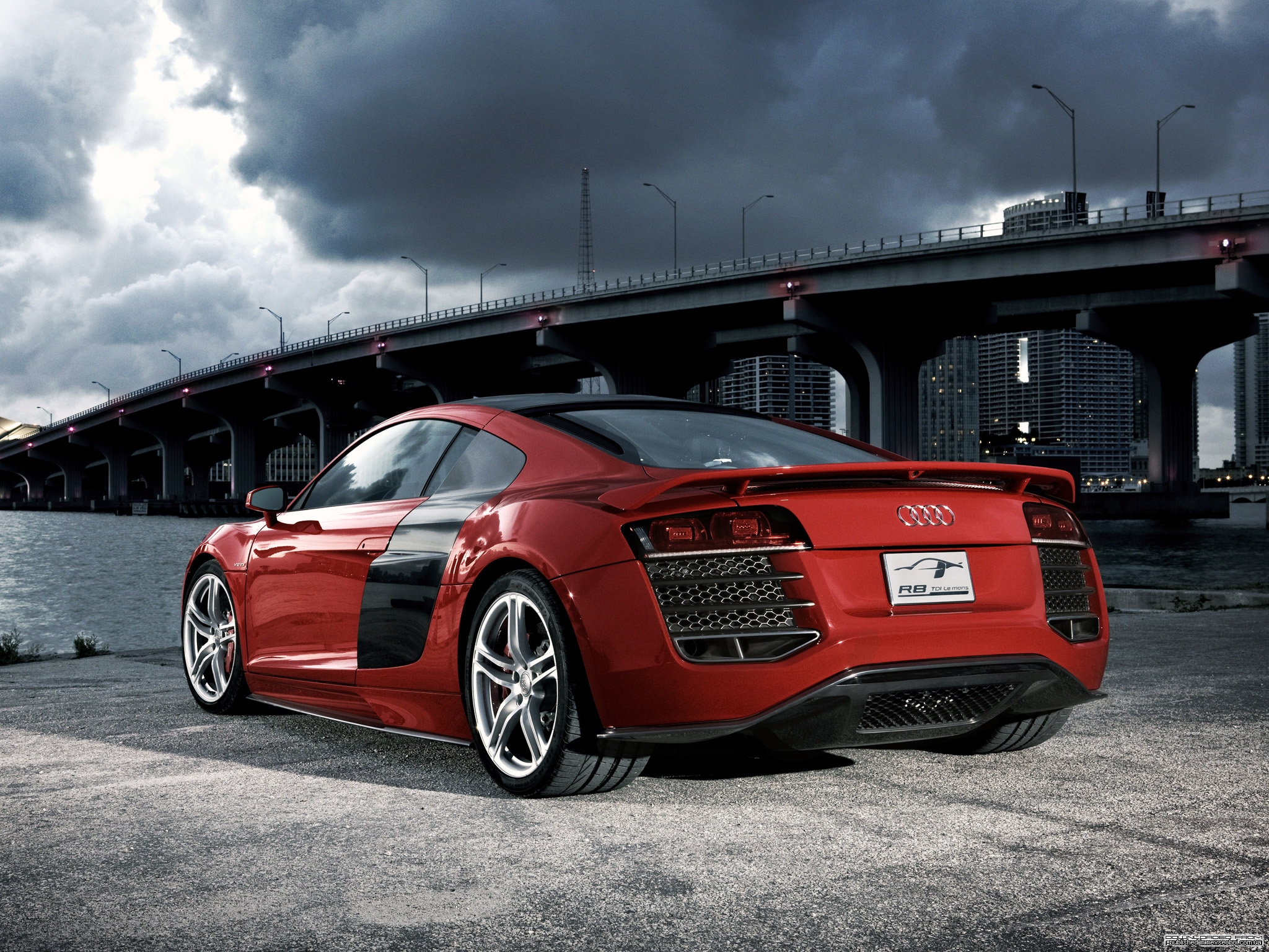 Фото ауди на обои. Ауди р8. Audi r8 Red. Audi r8 красная. Audi r8 TDI.