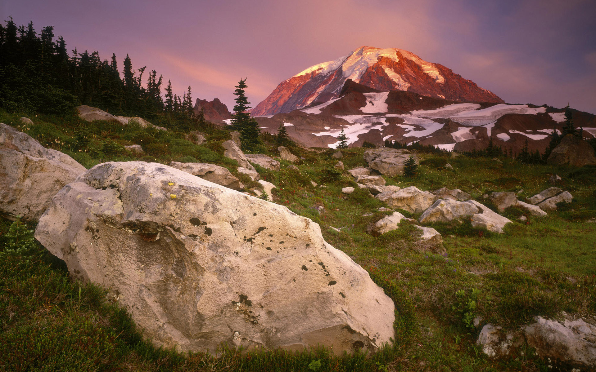 Mountain stone. Национальный парк Маунт-Рейнир США. Сиэтл гора Рейнир. Вулкан Рейнир. Mount Rainier National Park гора..