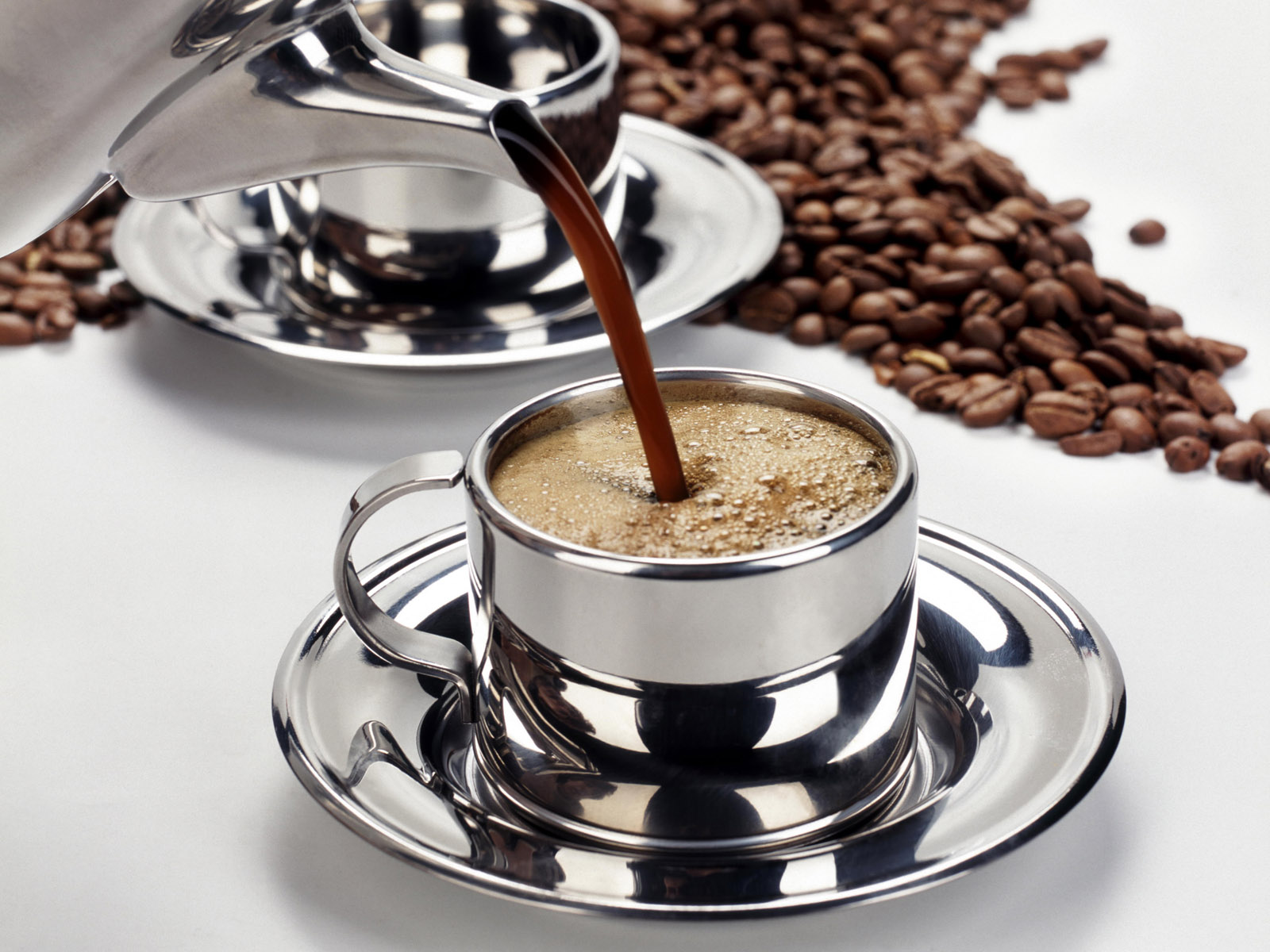 Доброе утро картинки кофе. Утренний кофе. Чашка утреннего кофе. Доброе утро кофе. Чашка утреннего кофе для тебя.
